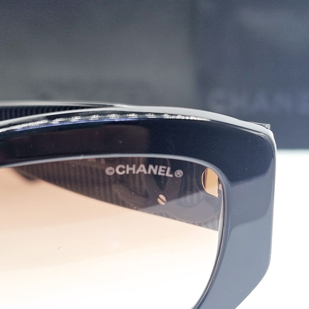 Chanel 5493-A C622/S5 Women's Black/Brown Gradient Sunglasses - Picture 15 of 16